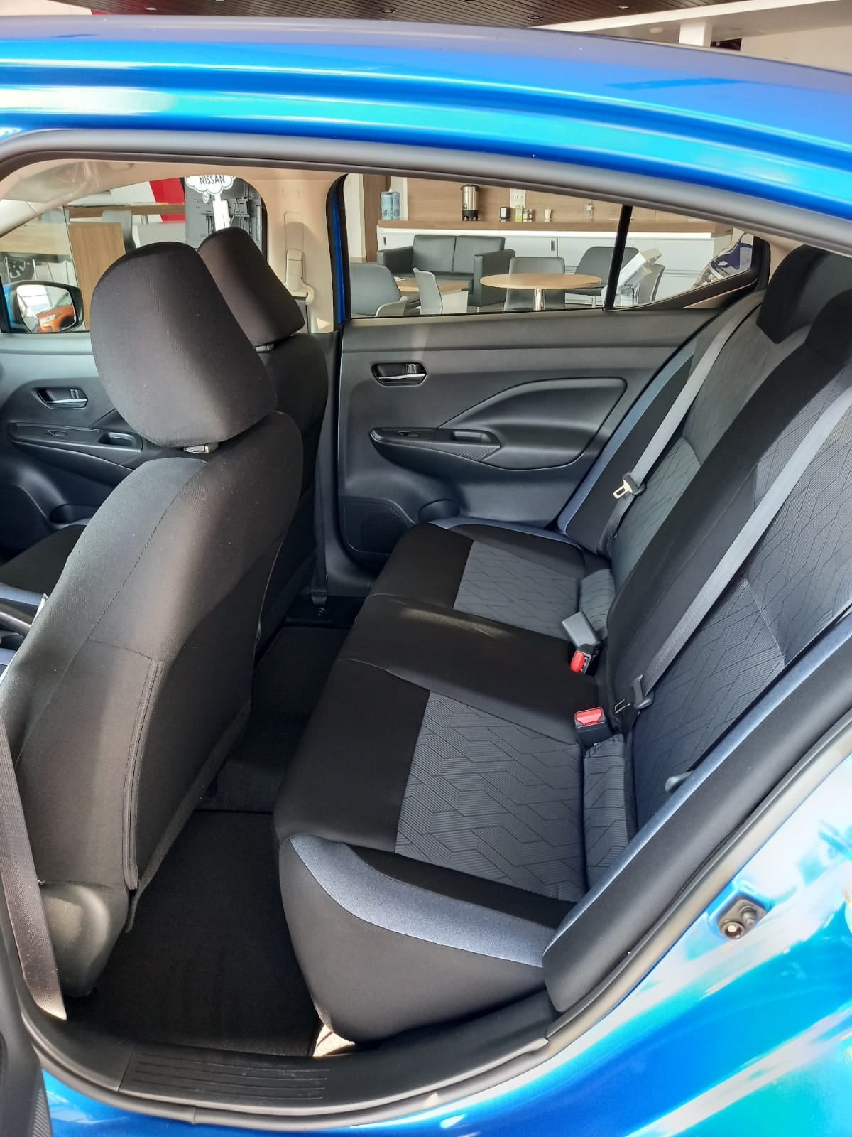 2023 Nissan Versa ADVANCE L4 1.6L 118 CP 4 PUERTAS AUT BA AA