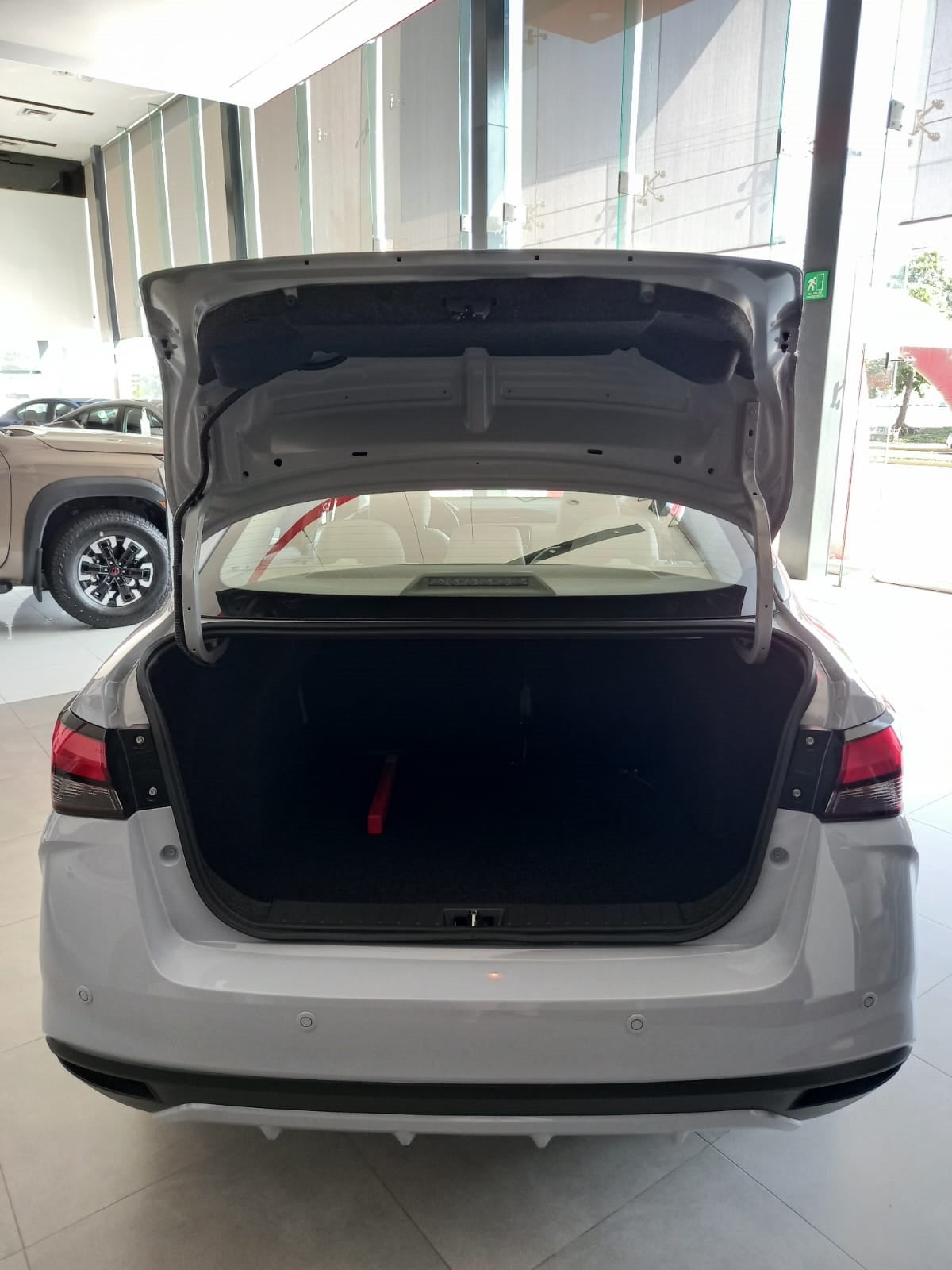 2023 Nissan Versa EXCLUSIVE L4 1.6L 118 CP 4 PUERTAS AUT BA AA