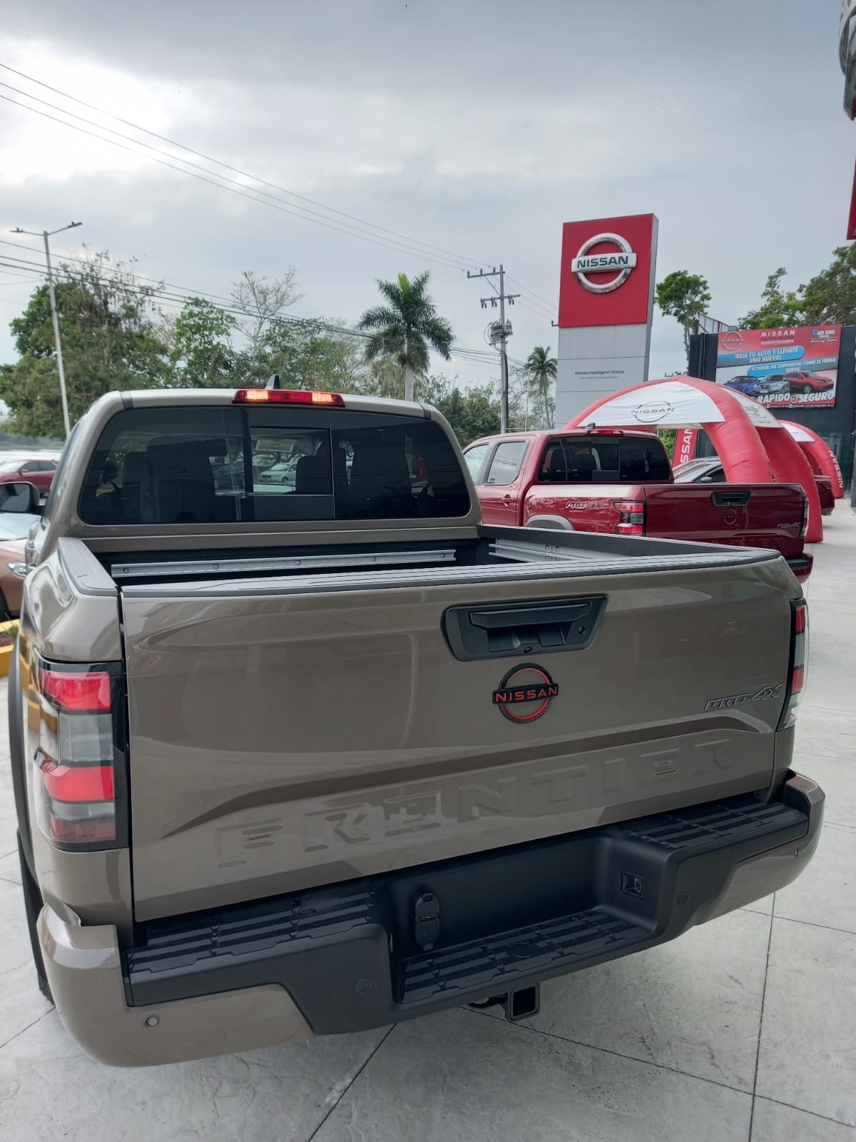 2023 Nissan Frontier V6 PRO-4X, V6, 3.8L, 310 CP, 4 PUERTAS, AUT, 4X4