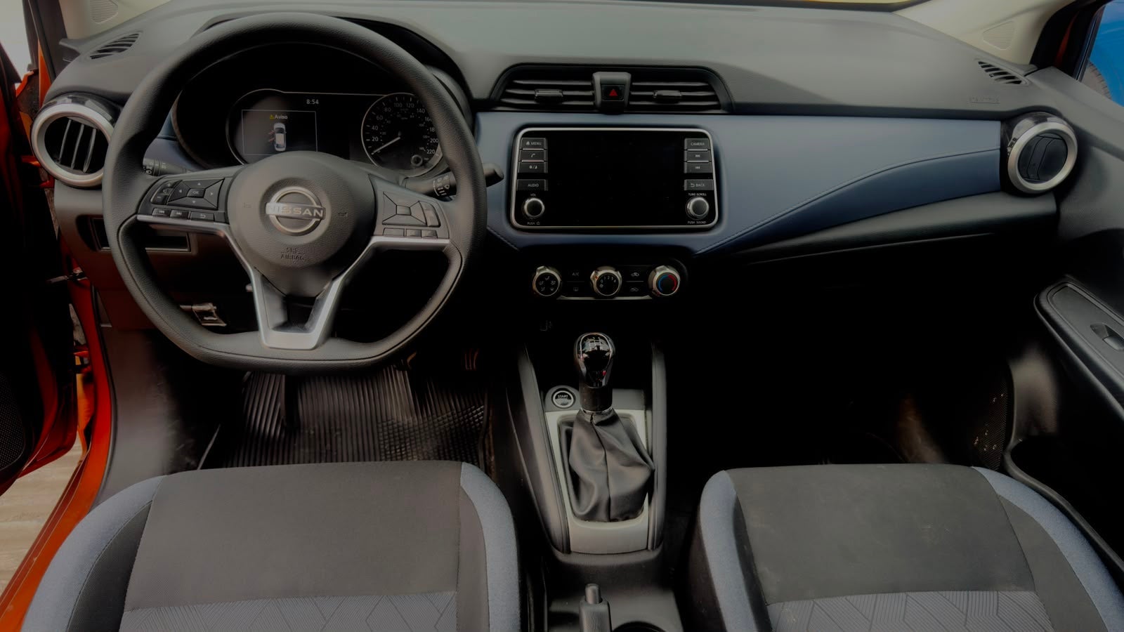 2024 Nissan Versa ADVANCE L4 1.6L 118 CP 4 PUERTAS STD BA